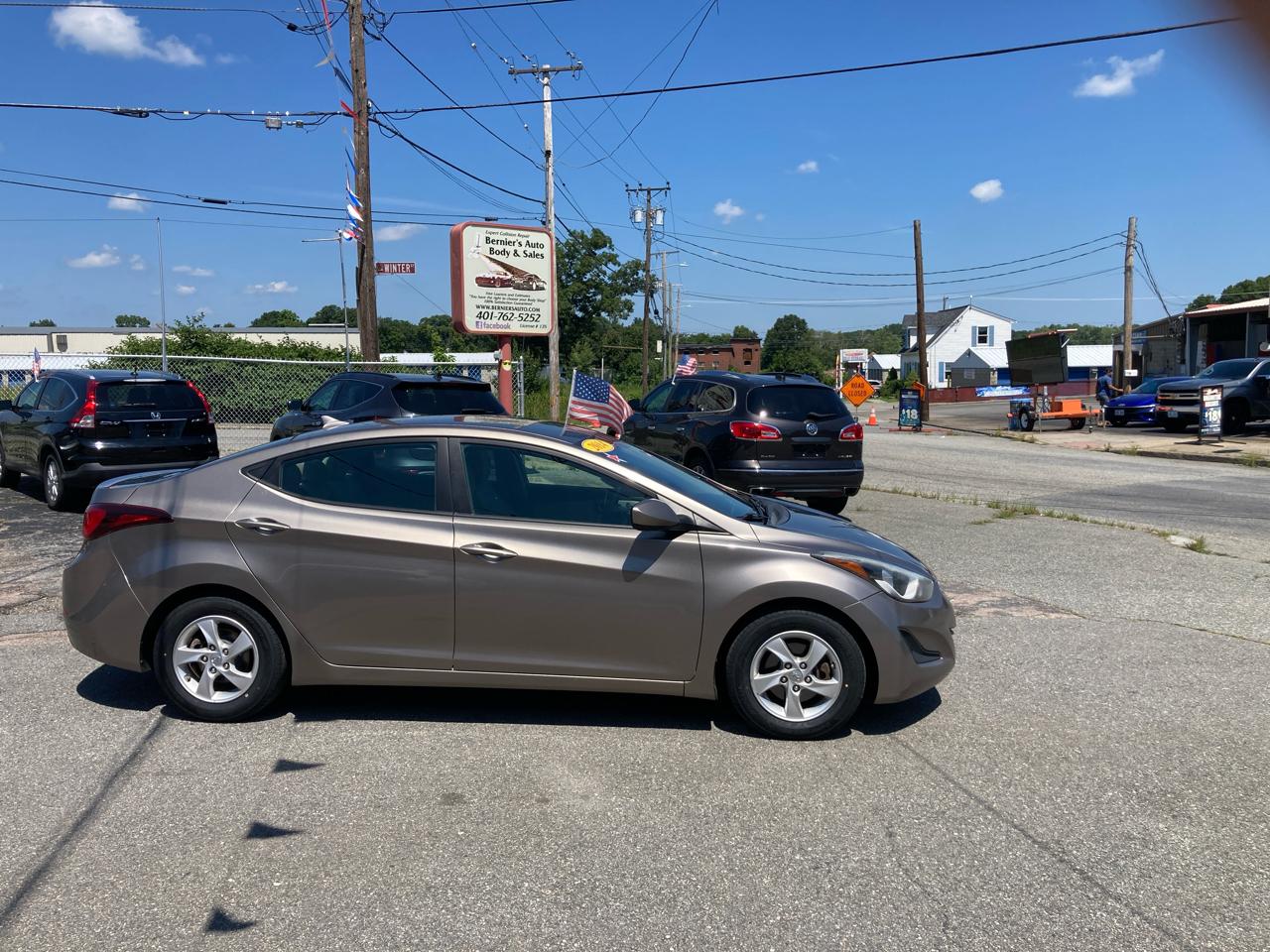 Hyundai ELANTRA GL  2014