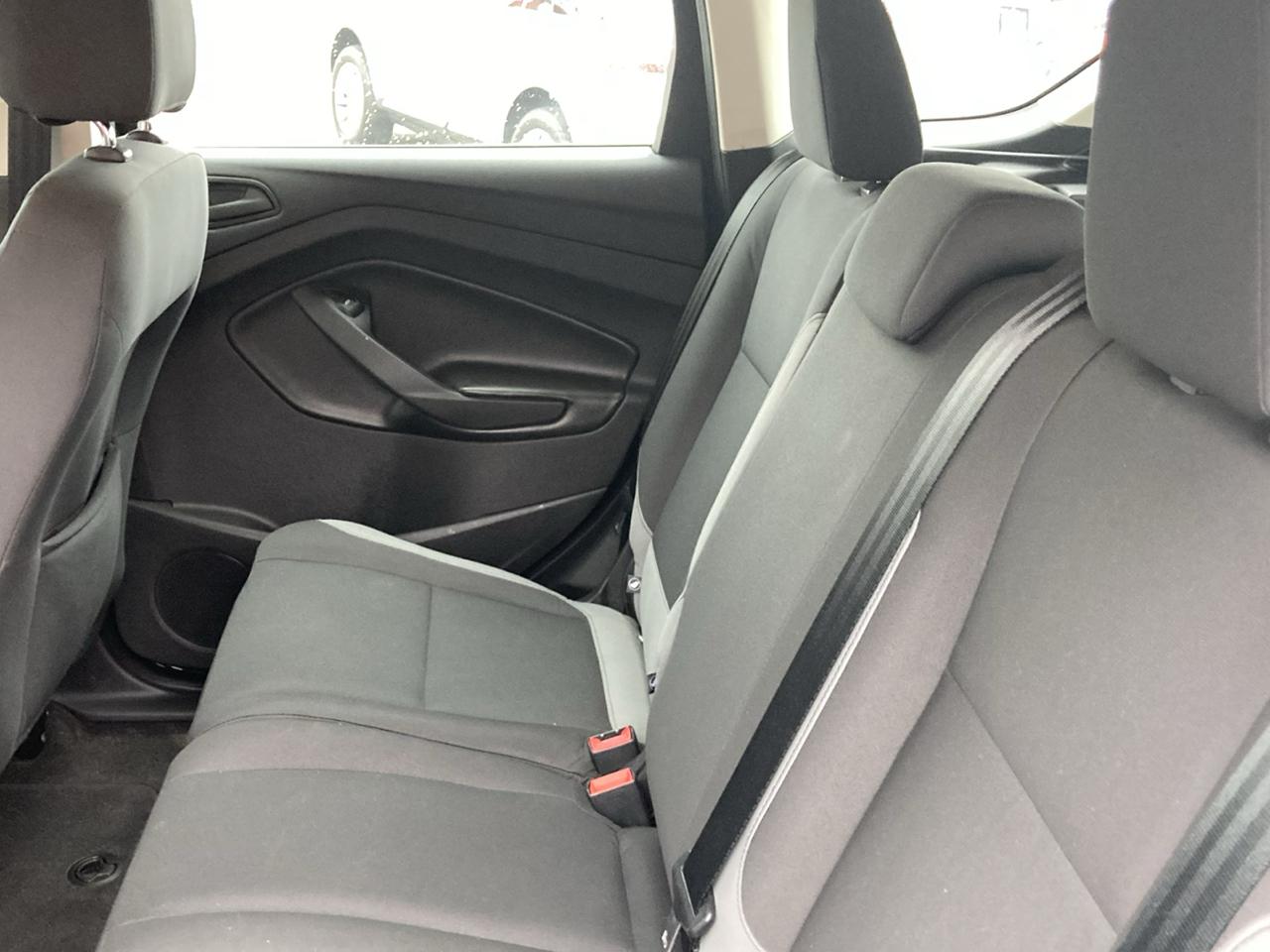 Ford Escape S FWD 2014