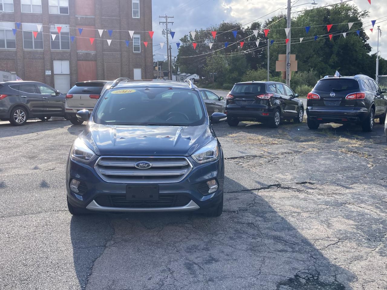 Ford Escape Titanium 4WD 2018