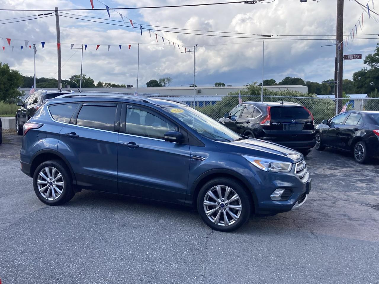 Ford Escape Titanium 4WD 2018