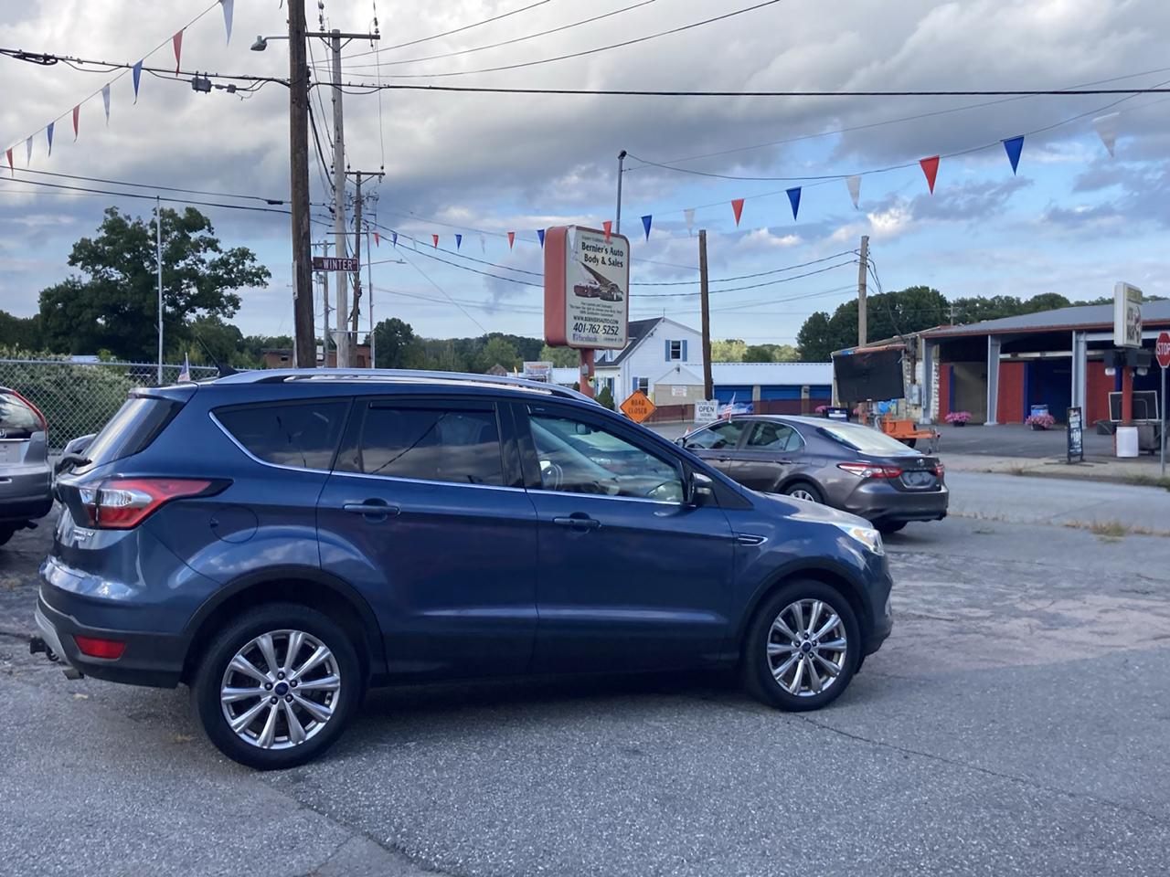 Ford Escape Titanium 4WD 2018
