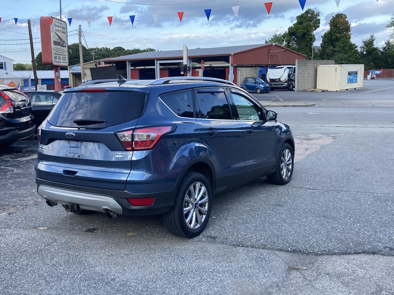 Ford Escape Titanium 4WD 2018