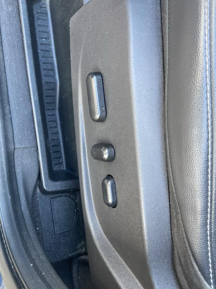 Ford Escape Titanium 4WD 2018