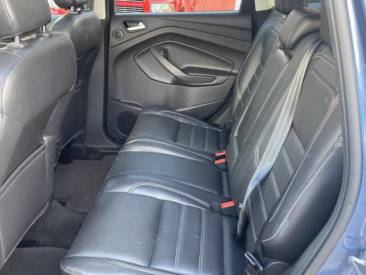 Ford Escape Titanium 4WD 2018