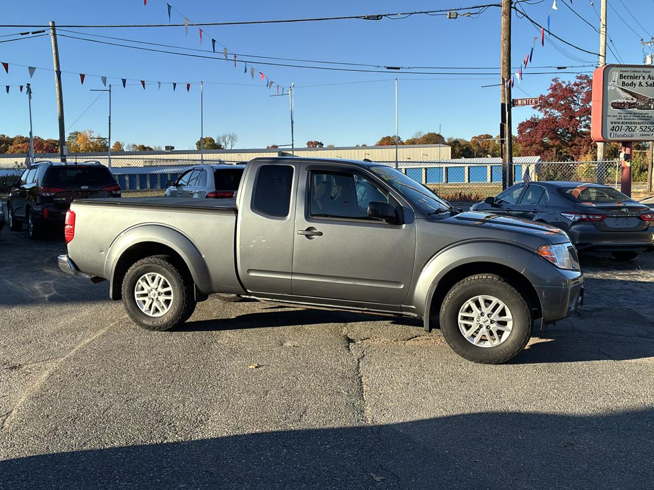 Nissan Frontier S Crew Cab 5AT 4WD 2016