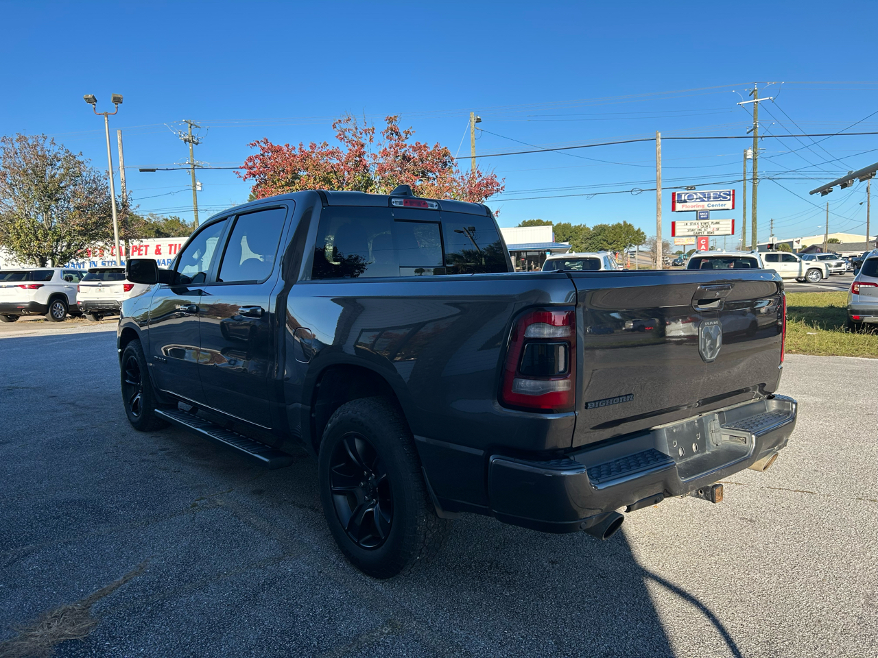 RAM 1500 Big Horn/Lone Star 4x2 Crew Cab 5'7" Box 2021