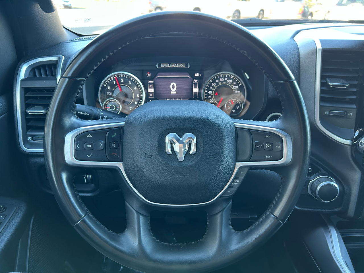 RAM 1500 Big Horn/Lone Star 4x2 Crew Cab 5'7" Box 2021