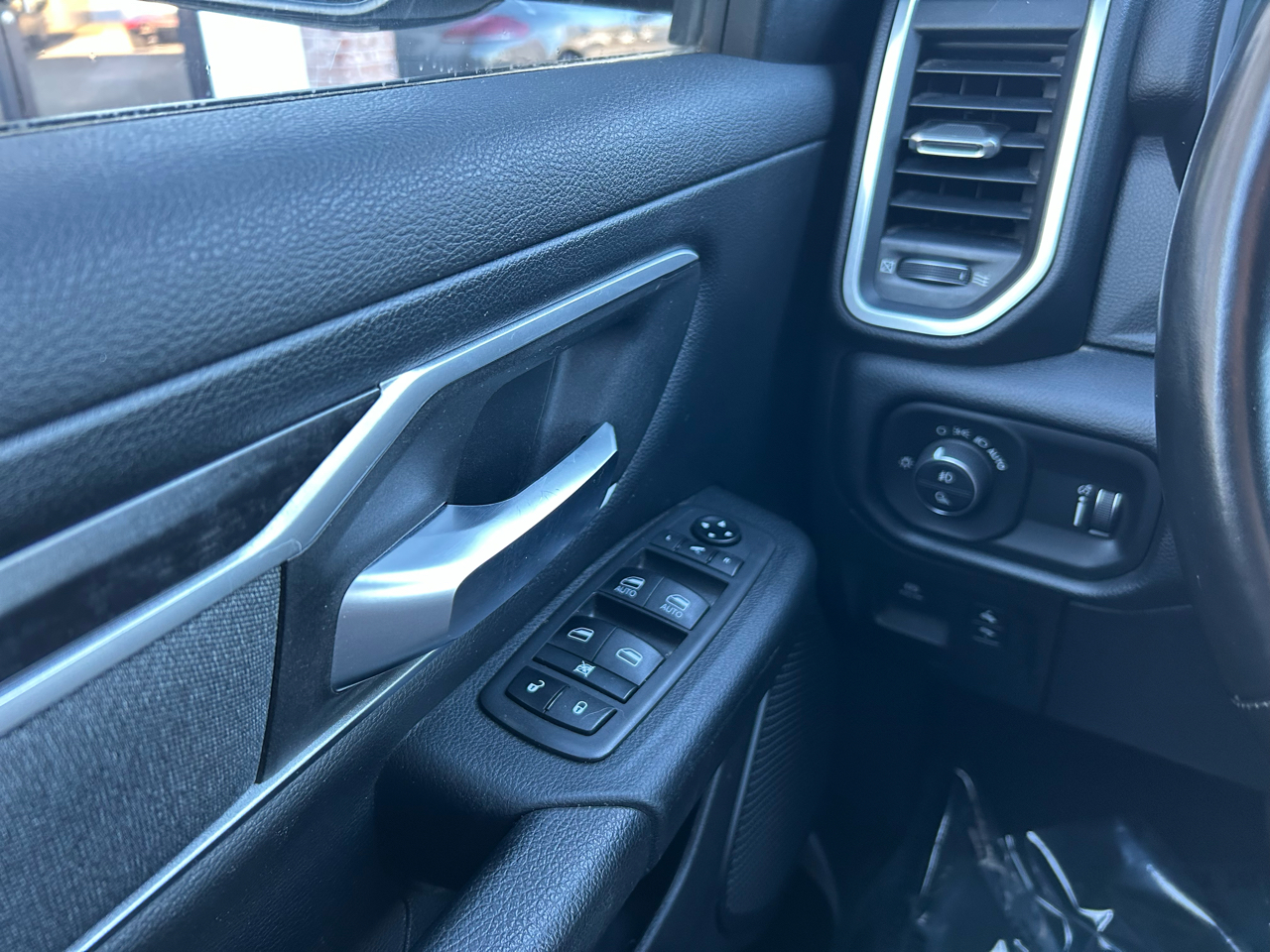 RAM 1500 Big Horn/Lone Star 4x2 Crew Cab 5'7" Box 2021