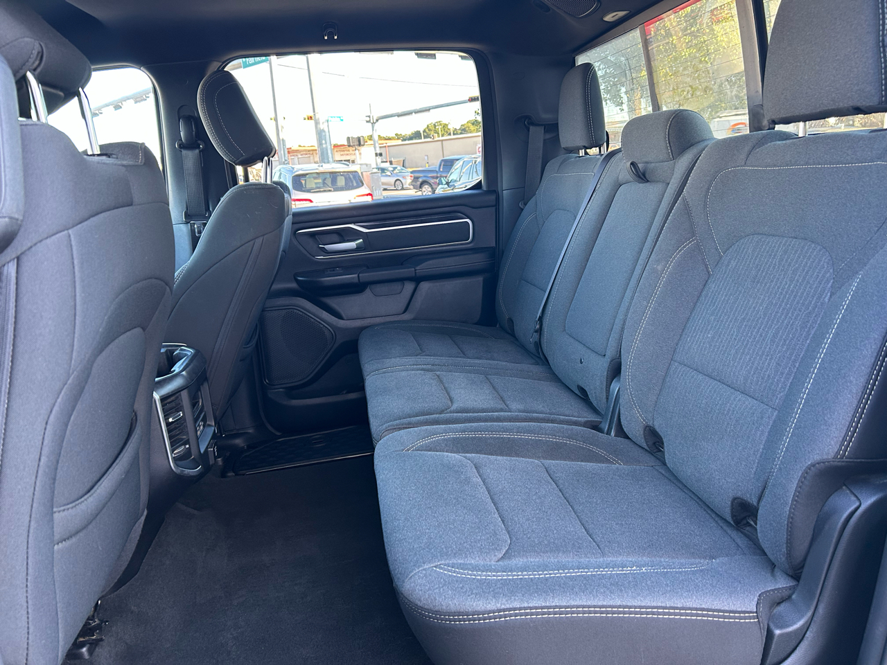 RAM 1500 Big Horn/Lone Star 4x2 Crew Cab 5'7" Box 2021