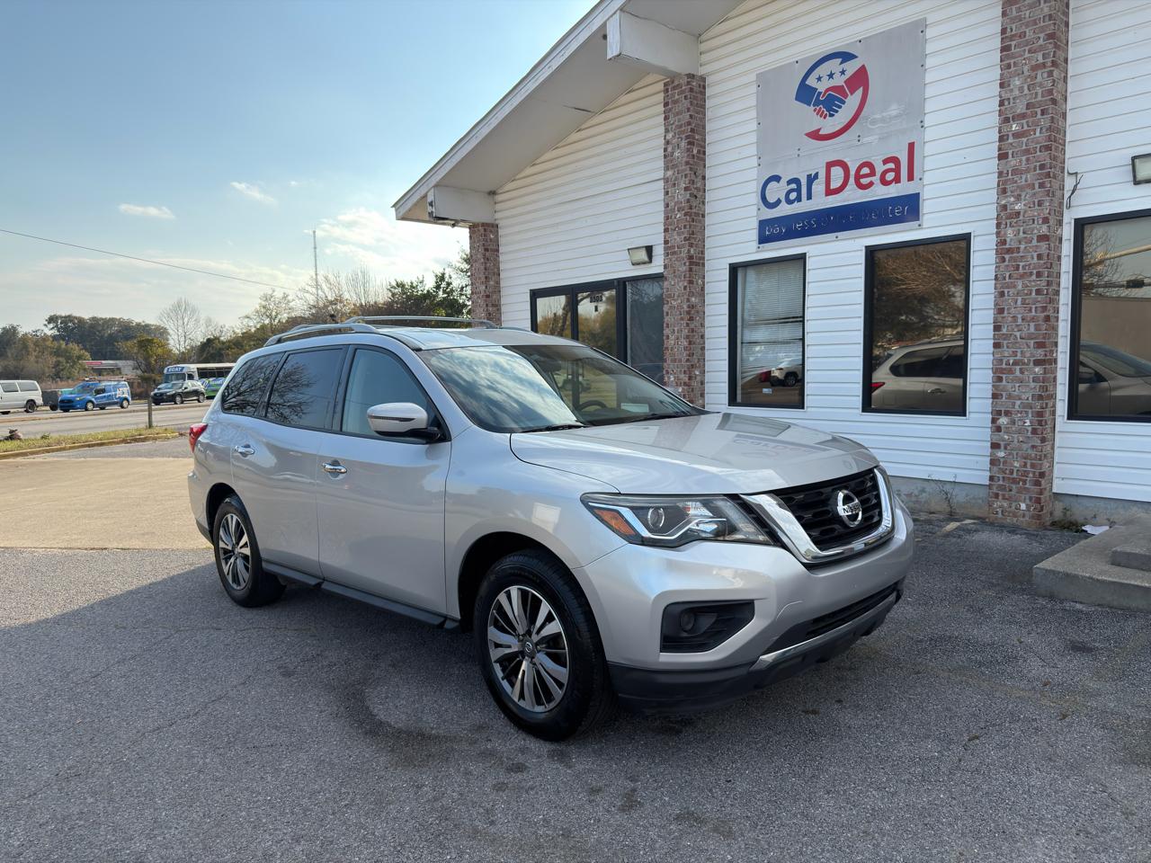 2020 Nissan Pathfinder S 4D SUV FWD