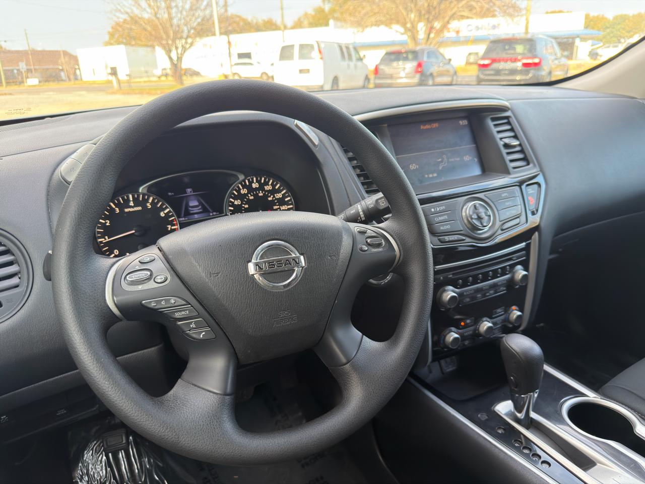 Nissan Pathfinder S 4D SUV FWD 2020