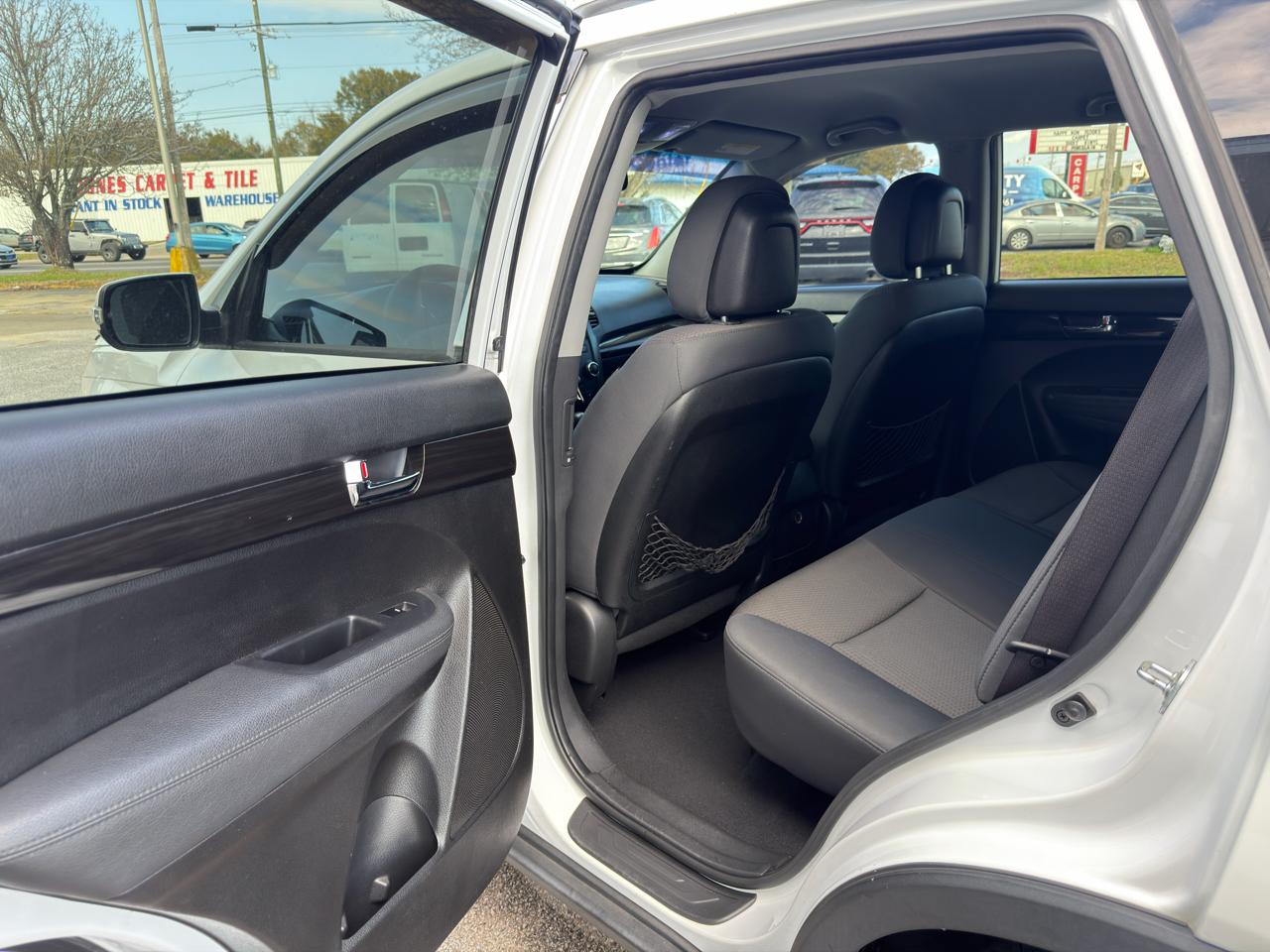 Kia Sorento LX FWD 2013