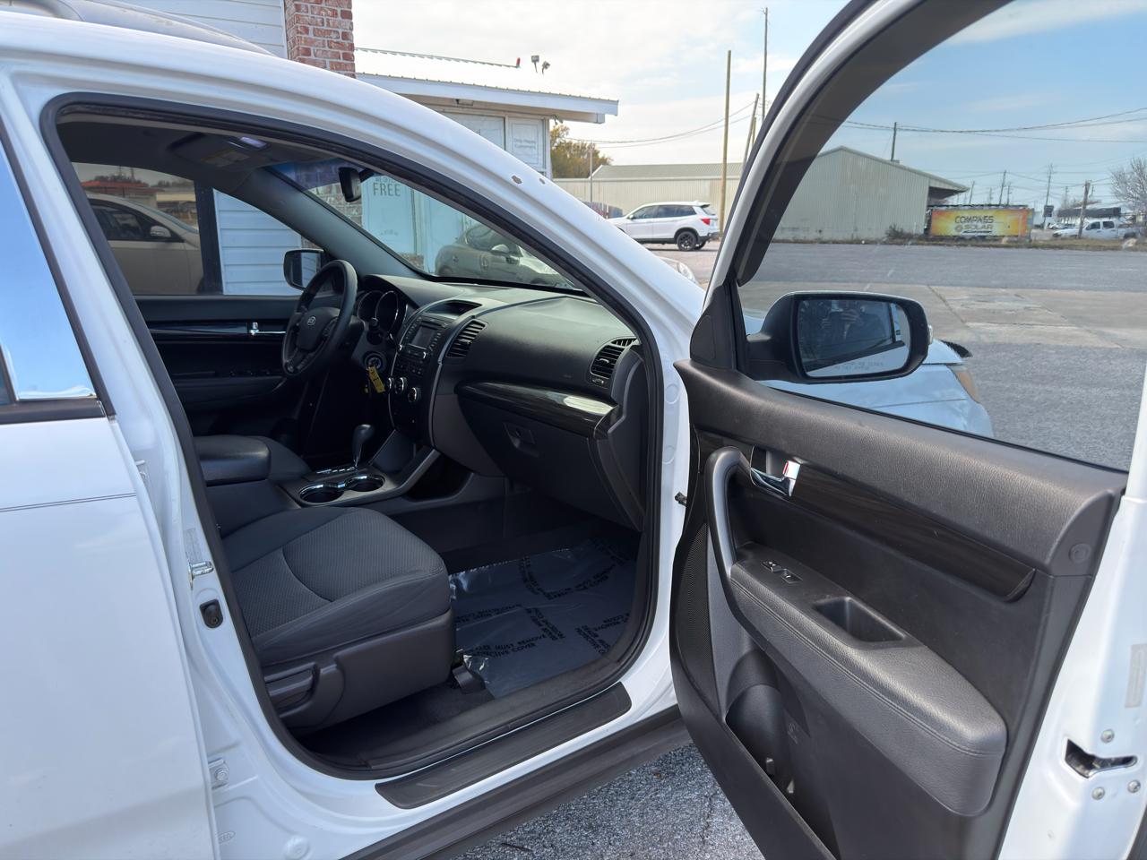 Kia Sorento LX FWD 2013