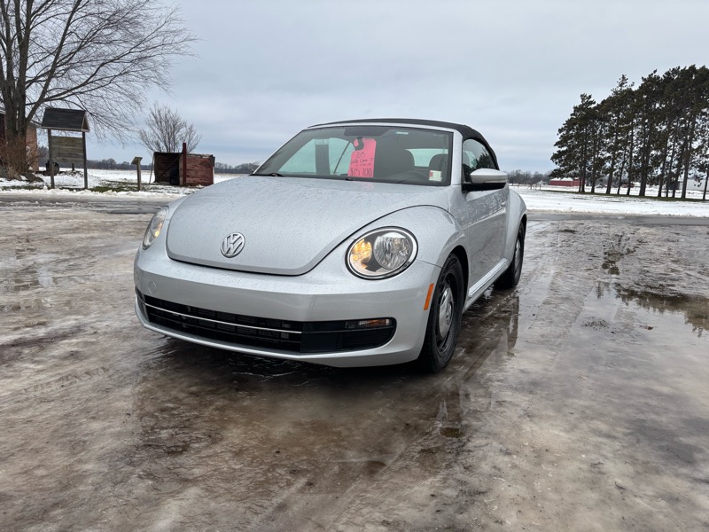 Volkswagen Beetle 1.8T PZEV Convertible 2015
