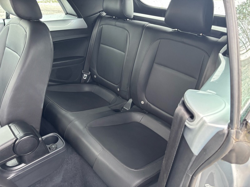 Volkswagen Beetle 1.8T PZEV Convertible 2015