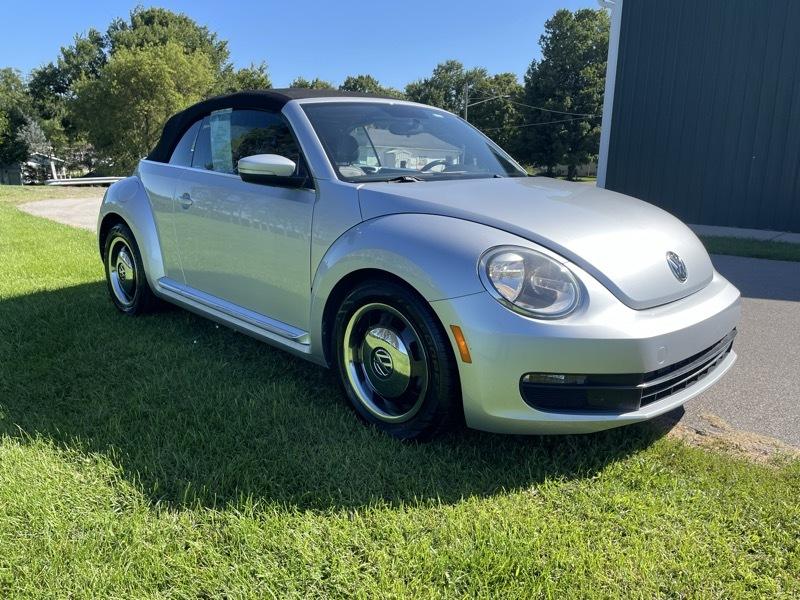 Volkswagen Beetle 1.8T PZEV Convertible 2015