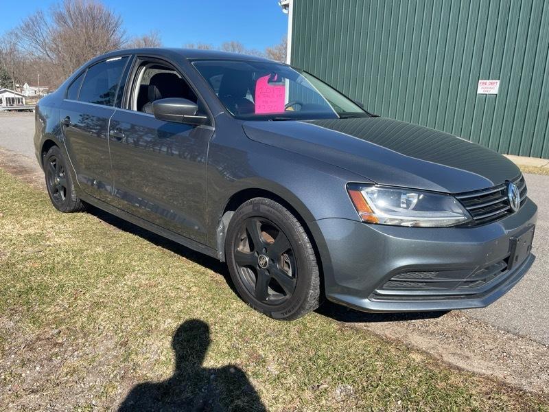 Volkswagen Jetta 1.4T S 6M 2017