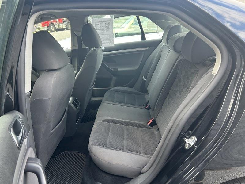 Volkswagen Jetta S 2009