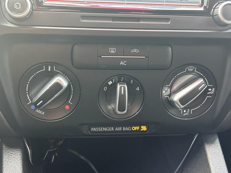 Volkswagen Jetta 2.0T GLI 2012