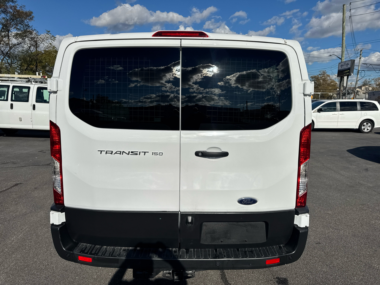 Ford Transit 150 Van Low Roof w/Sliding Pass. 130-in. WB 2024 Ford Transit 150 Van Low Roof w/Sliding Pass. 130-in. WB 2024