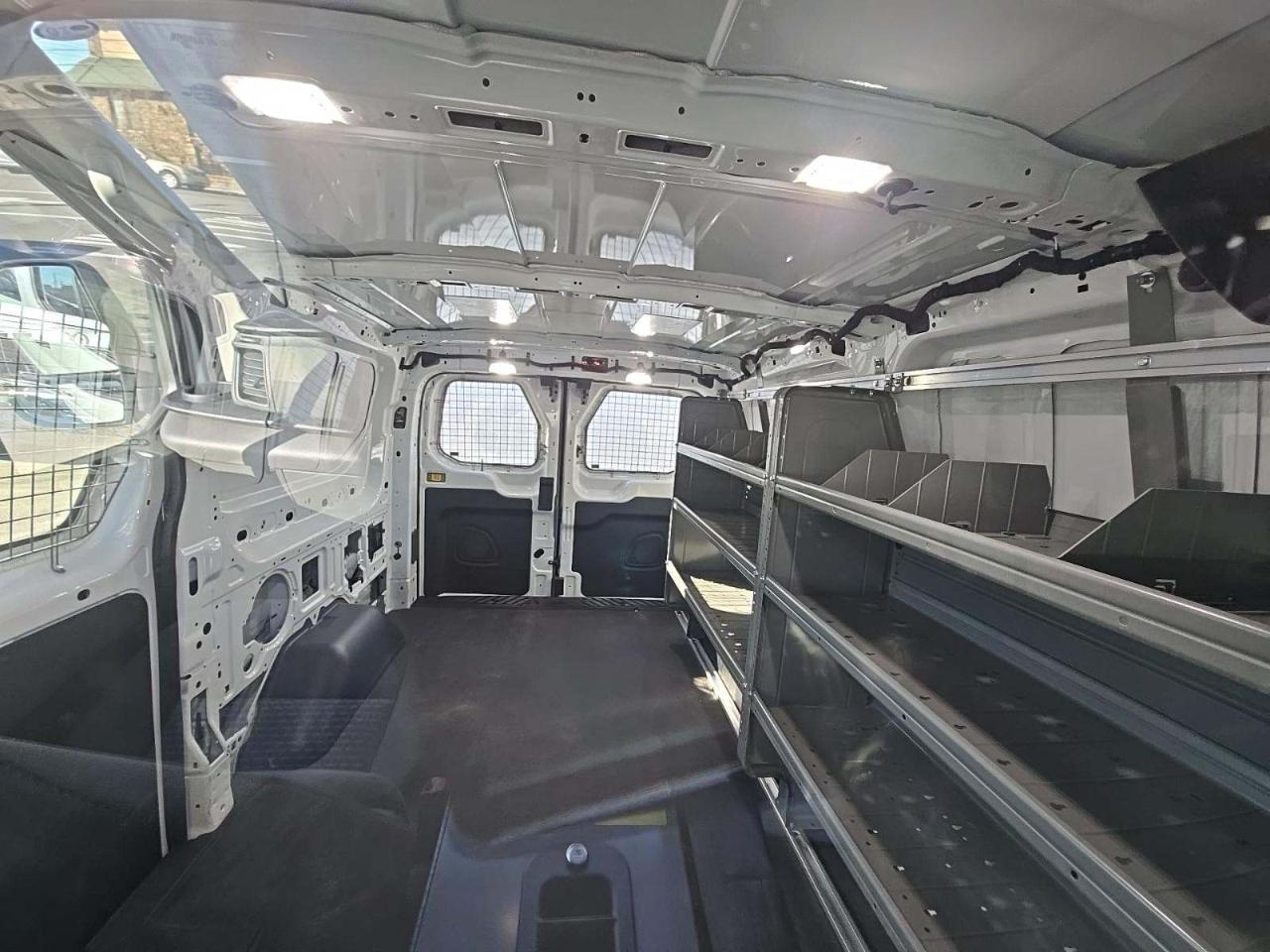 Ford Transit 150 Van Low Roof w/Sliding Pass. 130-in. WB 2024