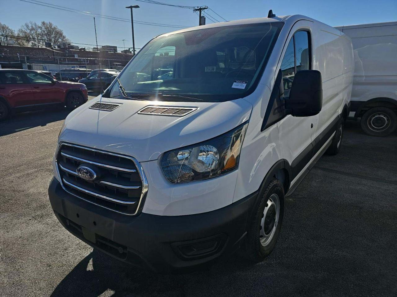 Ford Transit 150 Van Low Roof w/Sliding Pass. 130-in. WB 2024
