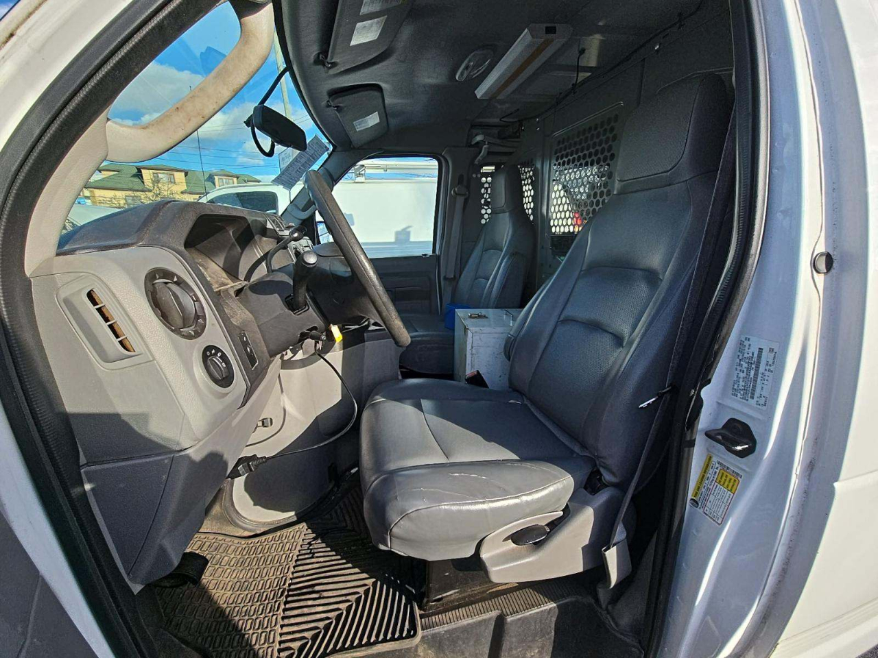 Ford Econoline E-250 2013