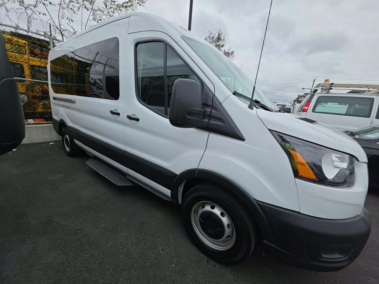 Ford Transit 350 Wagon Med. Roof XL w/Sliding Pass. 148-in. WB 2023 Ford Transit 350 Wagon Med. Roof XL w/Sliding Pass. 148-in. WB 2023