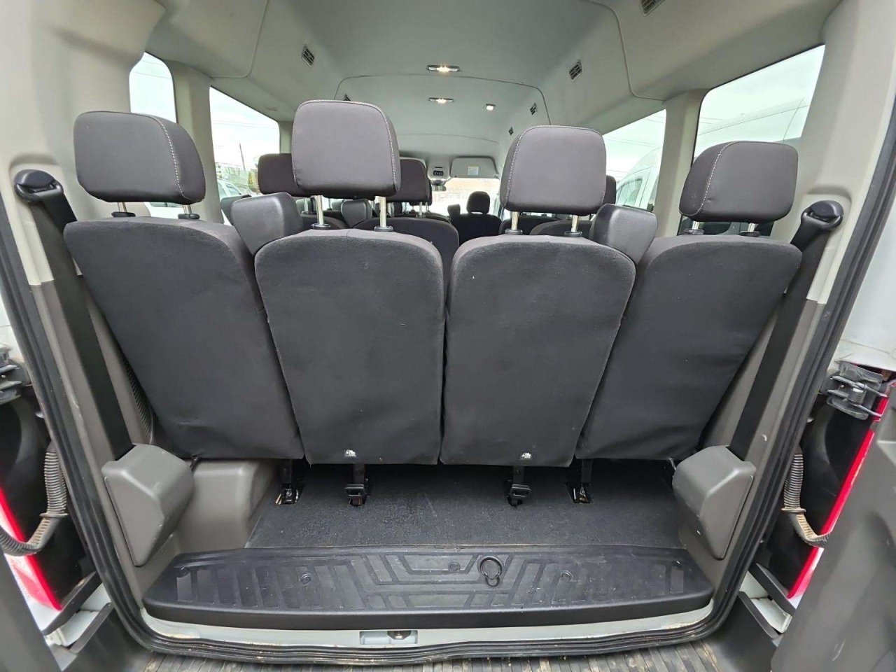 Ford Transit 350 Wagon Med. Roof XL w/Sliding Pass. 148-in. WB 2023 Ford Transit 350 Wagon Med. Roof XL w/Sliding Pass. 148-in. WB 2023