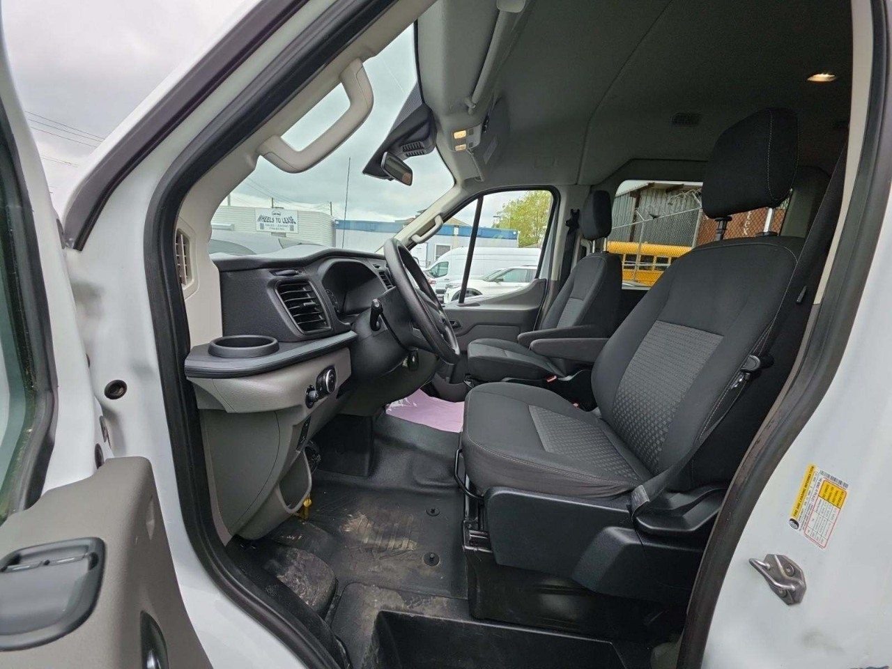 Ford Transit 350 Wagon Med. Roof XL w/Sliding Pass. 148-in. WB 2023 Ford Transit 350 Wagon Med. Roof XL w/Sliding Pass. 148-in. WB 2023