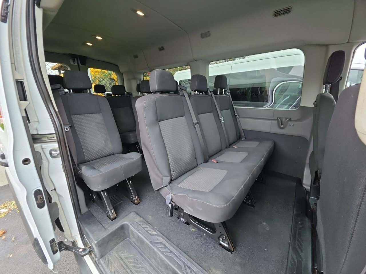 Ford Transit 350 Wagon Med. Roof XL w/Sliding Pass. 148-in. WB 2023 Ford Transit 350 Wagon Med. Roof XL w/Sliding Pass. 148-in. WB 2023