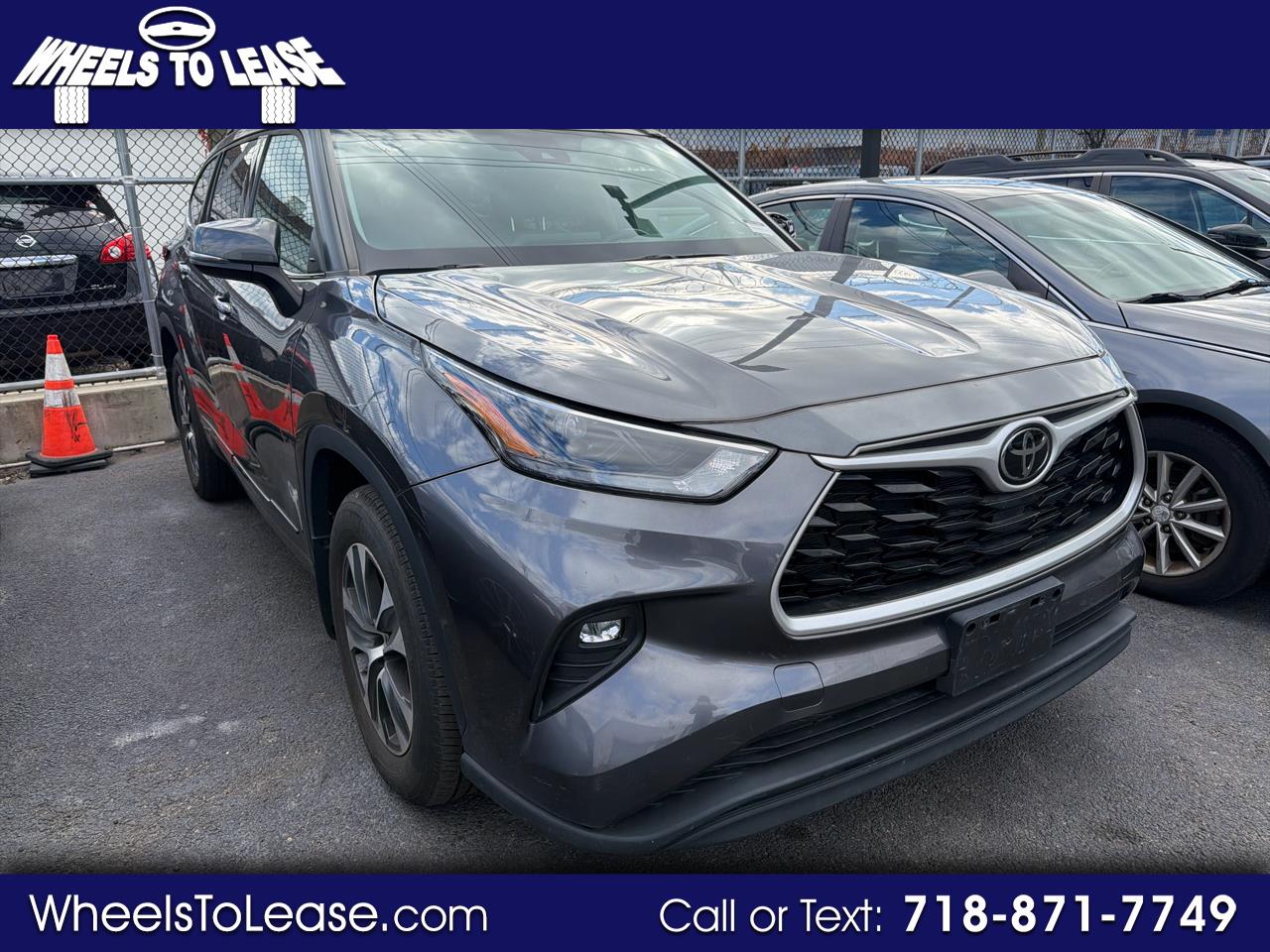 2022 Toyota Highlander XLE AWD V6