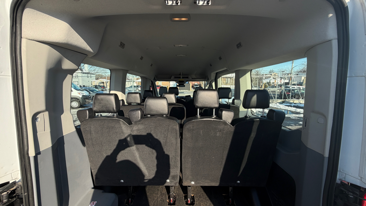 Ford Transit Passenger Wagon  2019