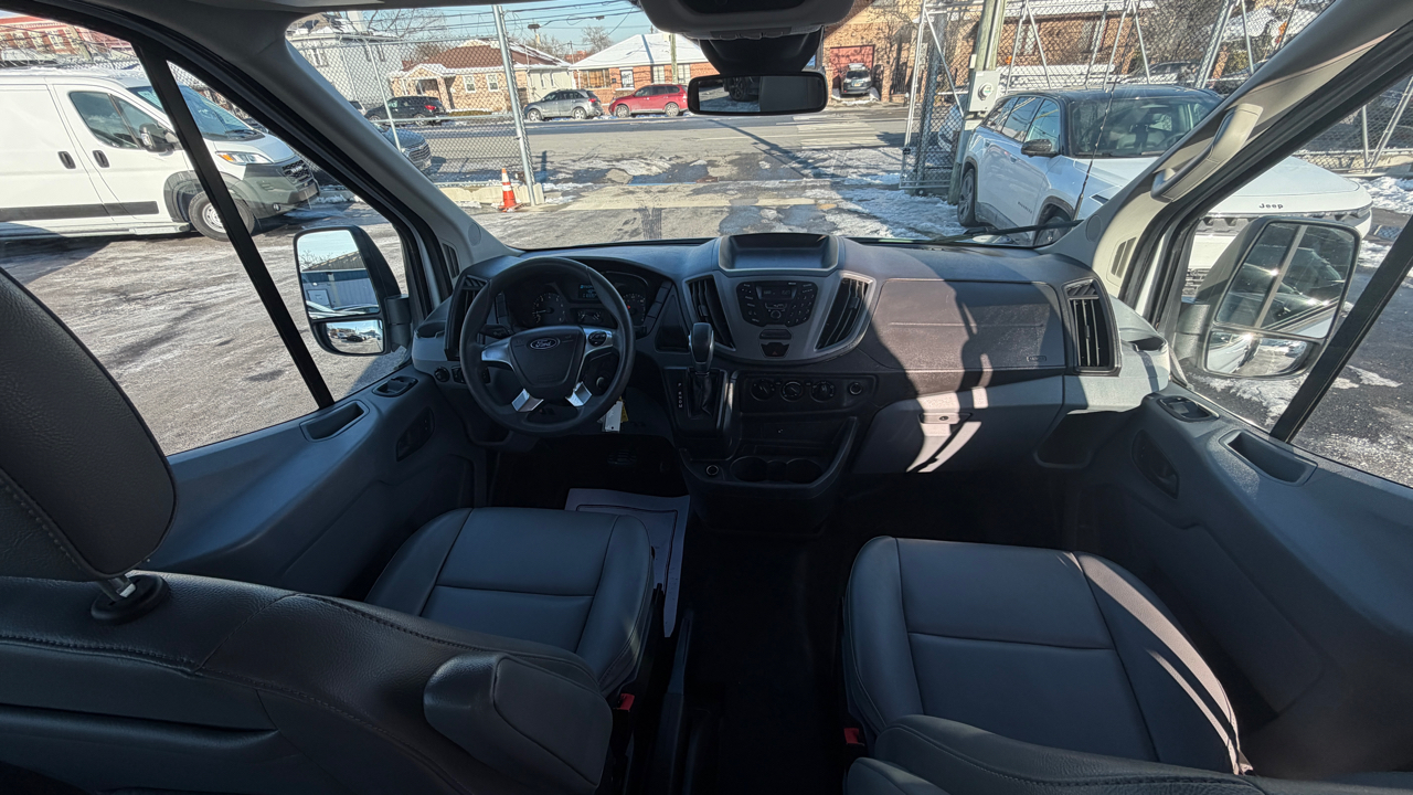 Ford Transit Passenger Wagon  2019