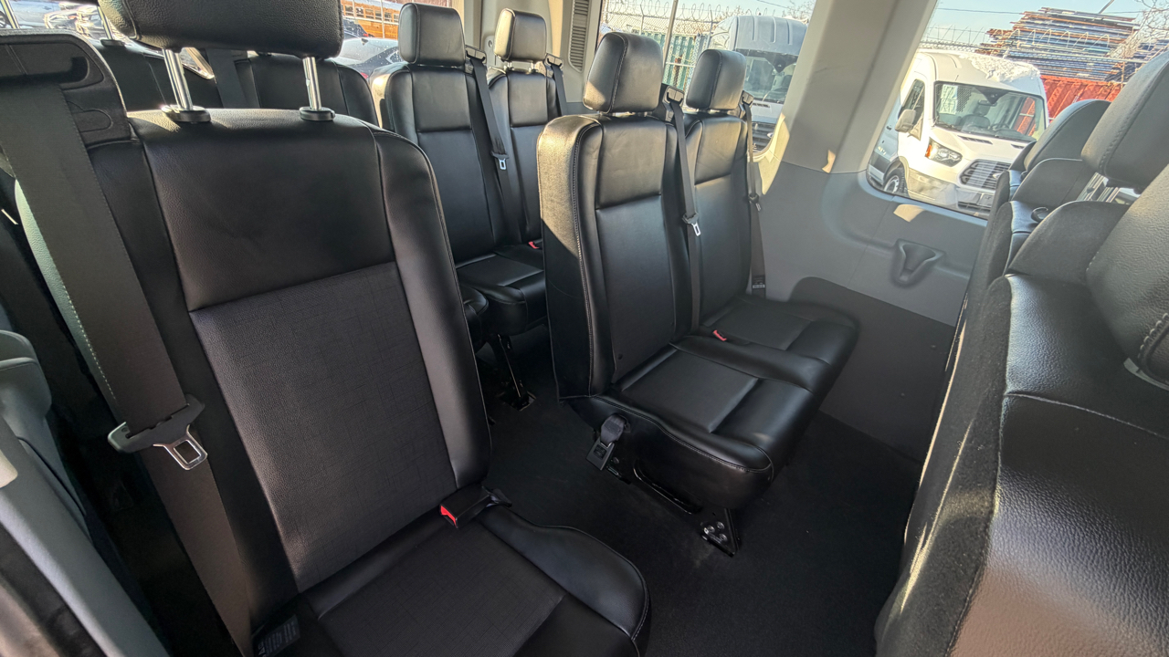 Ford Transit Passenger Wagon  2019