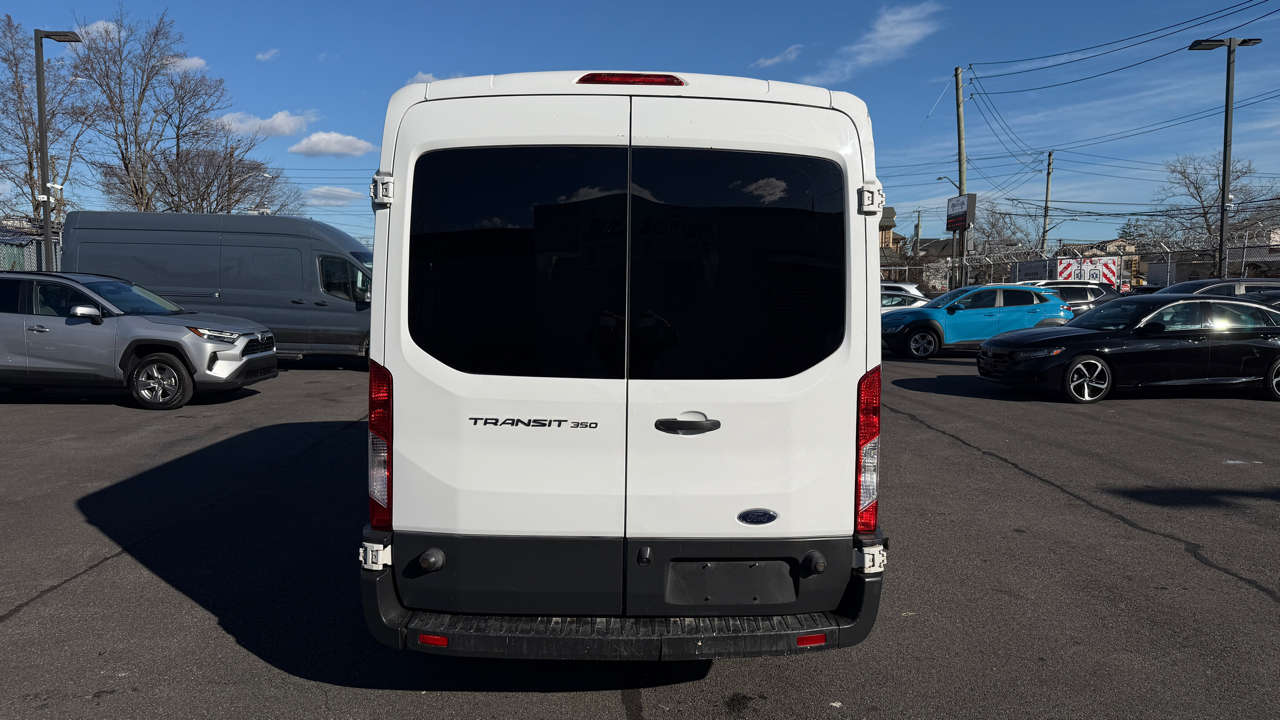Ford Transit 350 Wagon Med. Roof XL w/Sliding Pass. 148-in. WB 2017