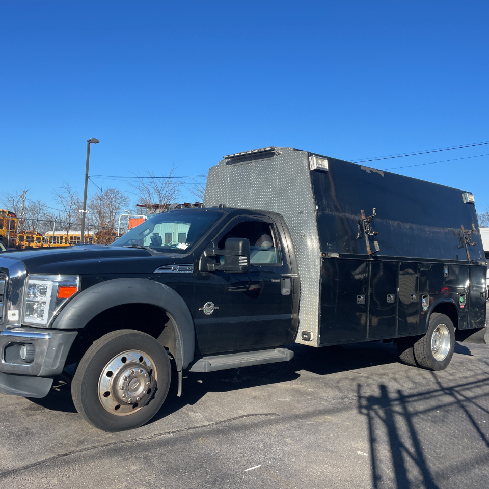 Ford F-550 Regular Cab DRW 2WD 2015