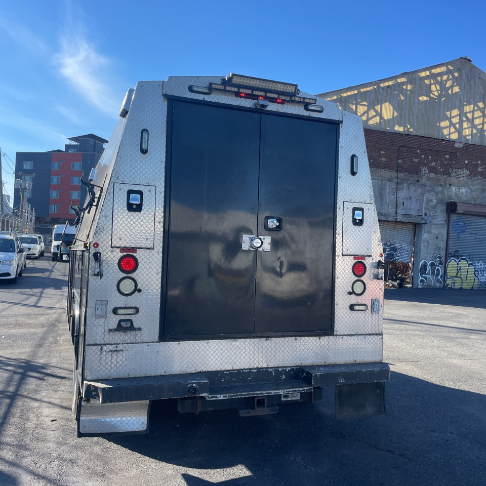 Ford F-550 Regular Cab DRW 2WD 2015