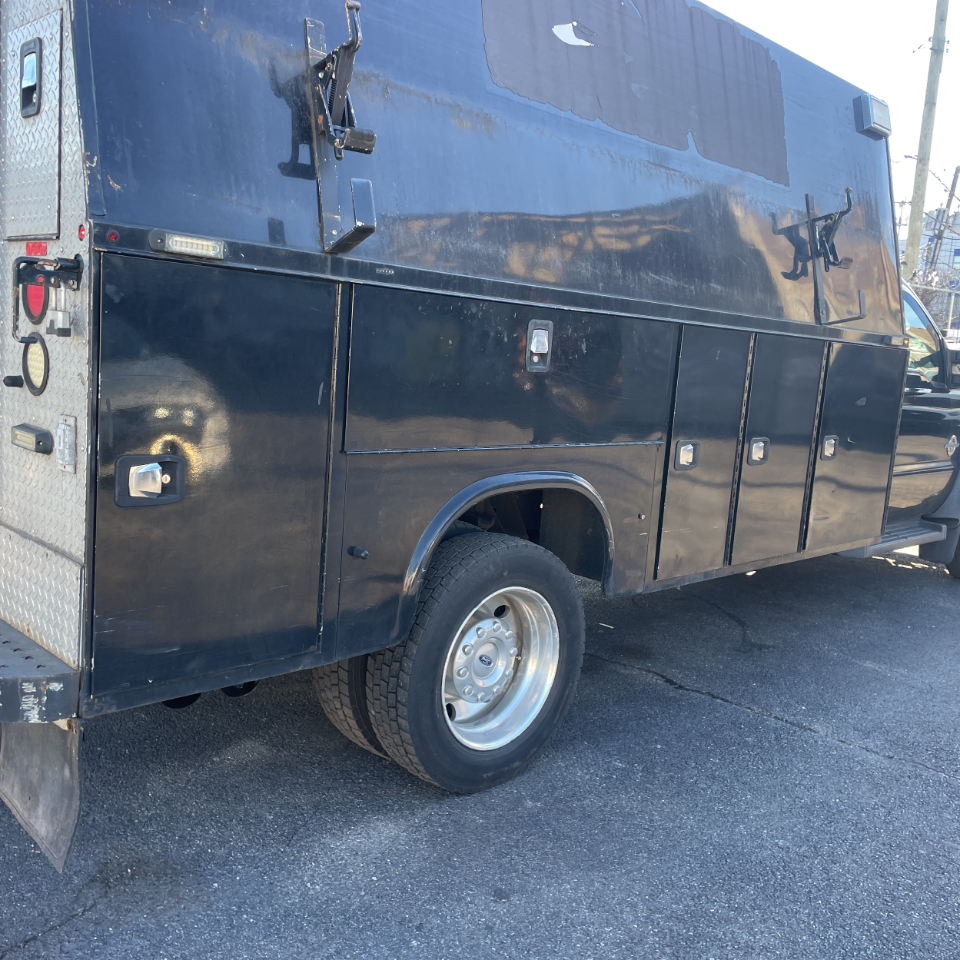 Ford F-550 Regular Cab DRW 2WD 2015