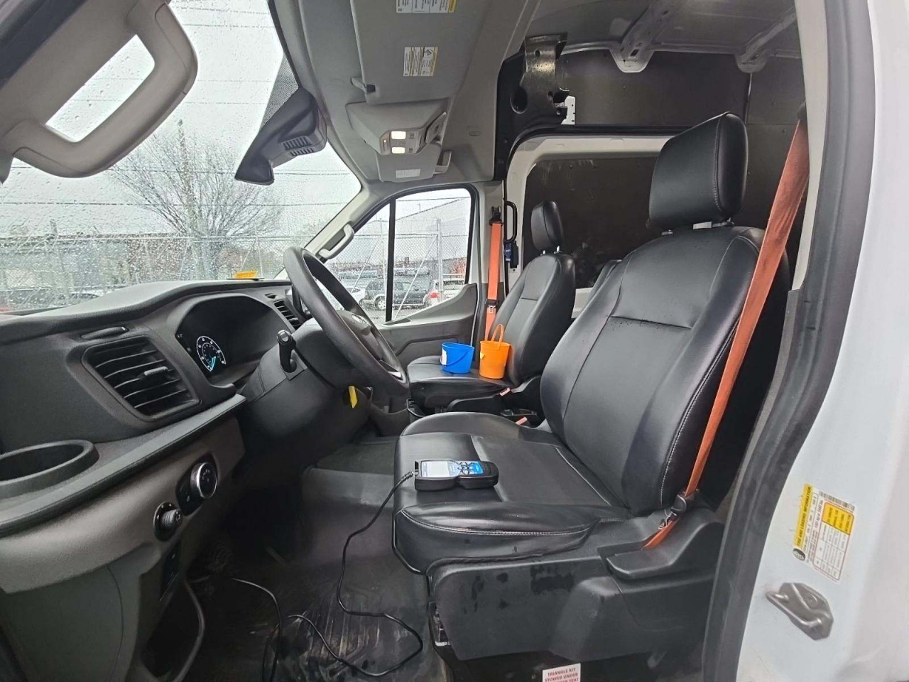 Ford Transit 250 Van High Roof w/Sliding Pass. 148-in. WB EL 2022