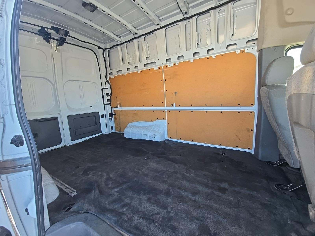 Nissan NV Cargo 2500 HD SV V6 High Roof 2019