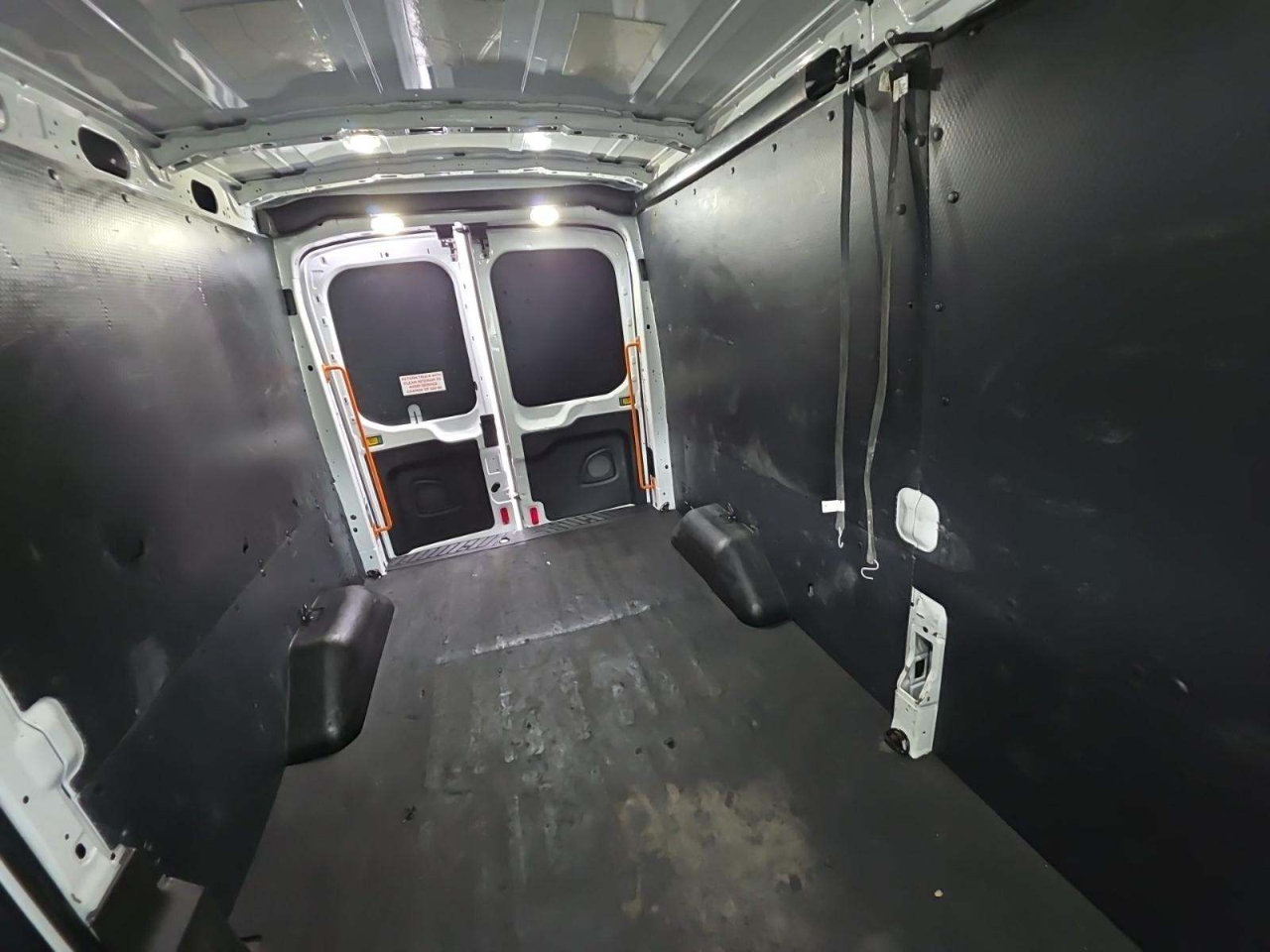 Ford Transit 150 Van Med. Roof w/Sliding Pass. 148-in. WB 2019