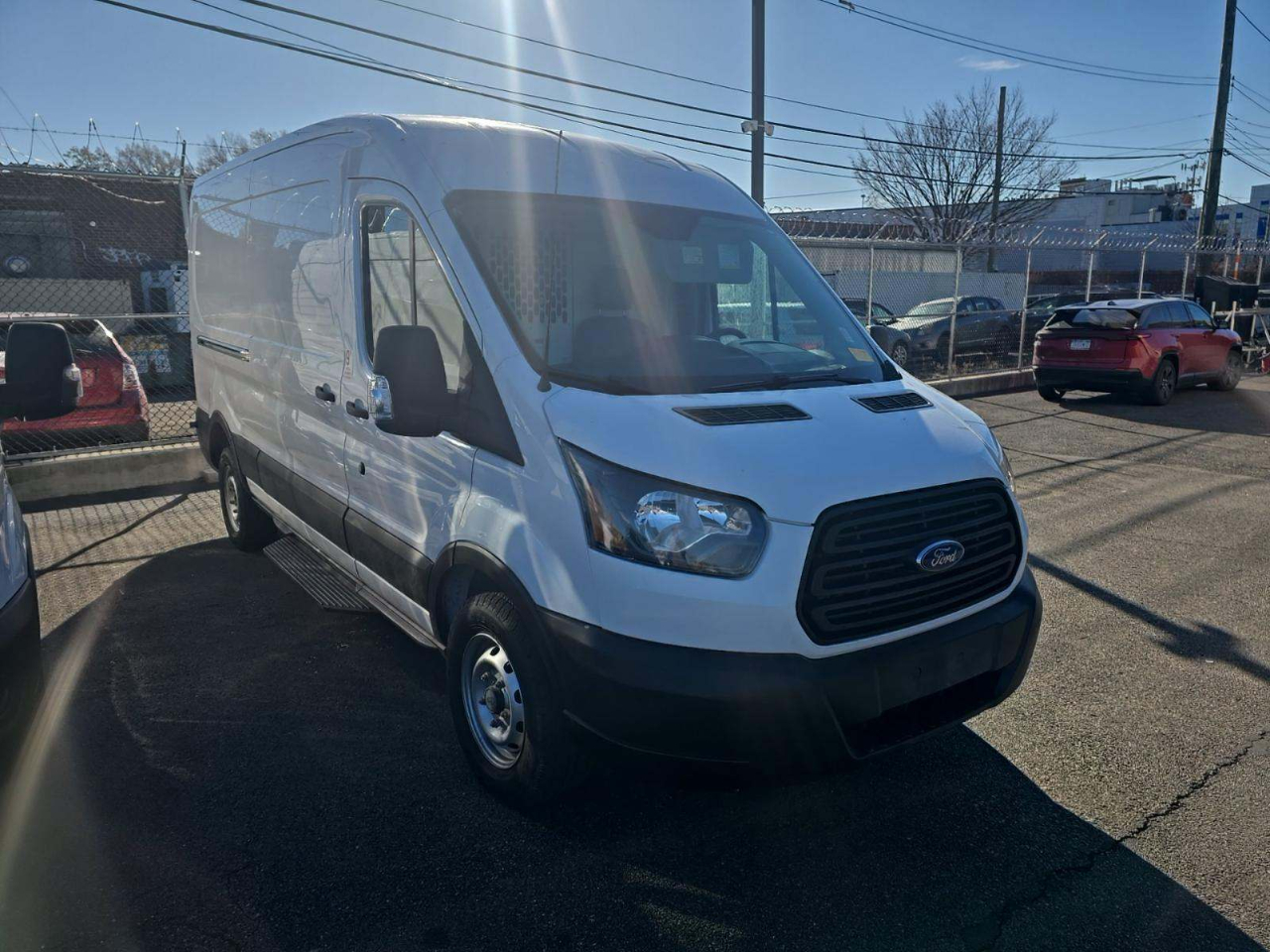 Ford Transit 150 Van Med. Roof w/Sliding Pass. 148-in. WB 2019