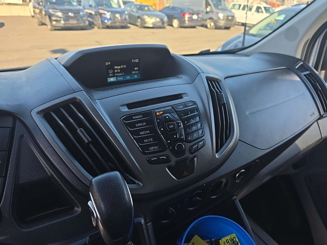 Ford Transit 150 Van Med. Roof w/Sliding Pass. 148-in. WB 2019