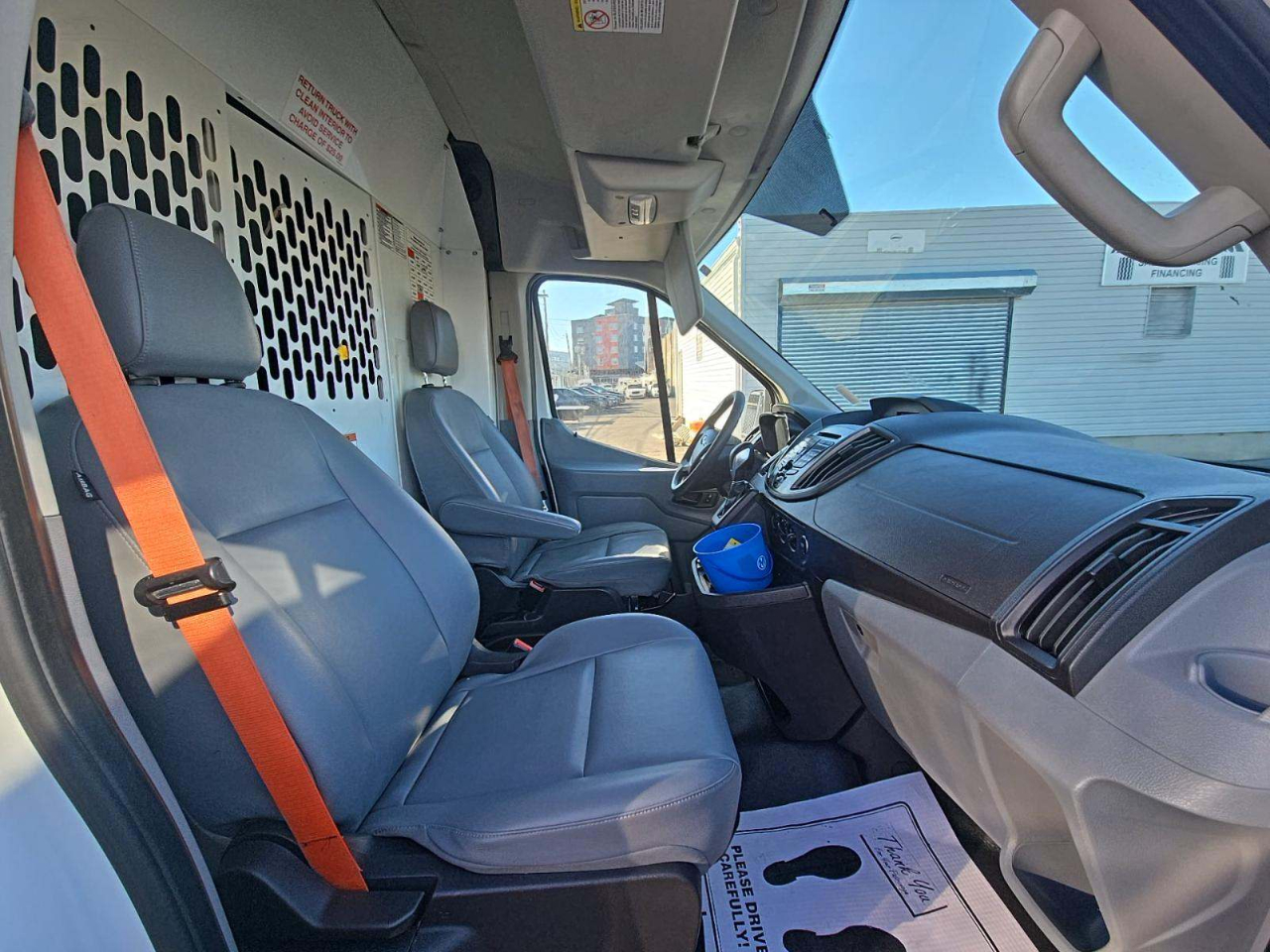 Ford Transit 150 Van Med. Roof w/Sliding Pass. 148-in. WB 2019