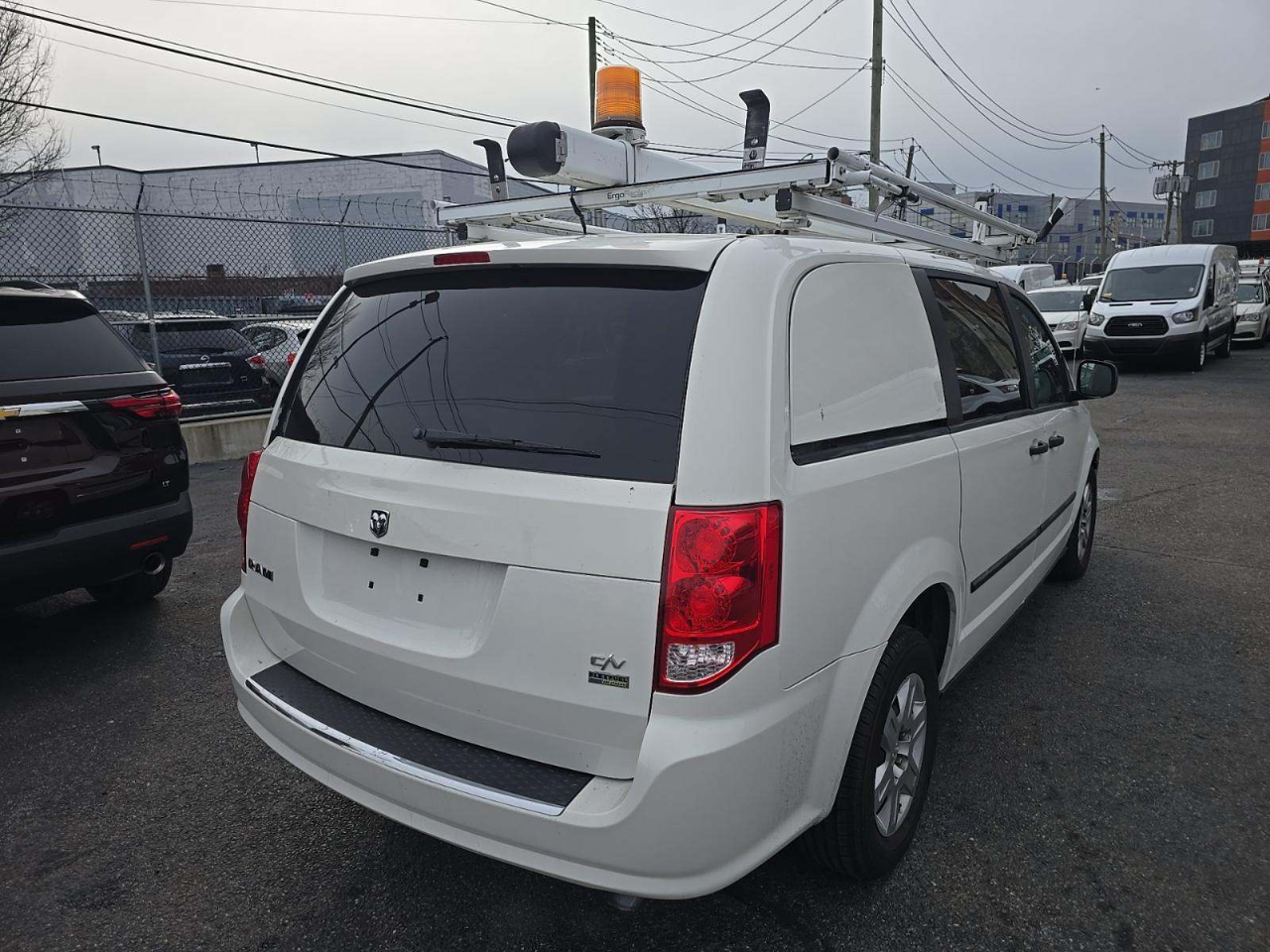 RAM Cargo Van Base 2013