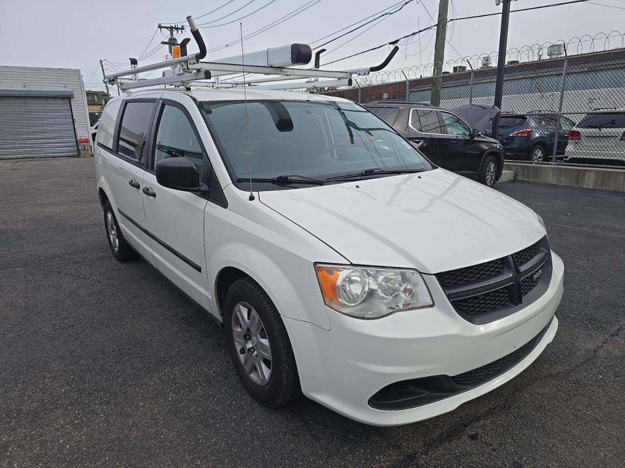 RAM Cargo Van Base 2013