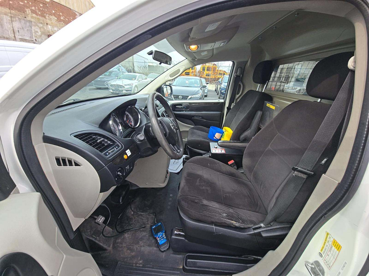 RAM Cargo Van Base 2013