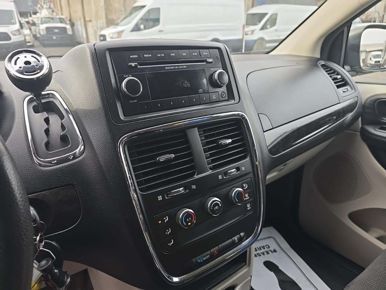 RAM Cargo Van Base 2013