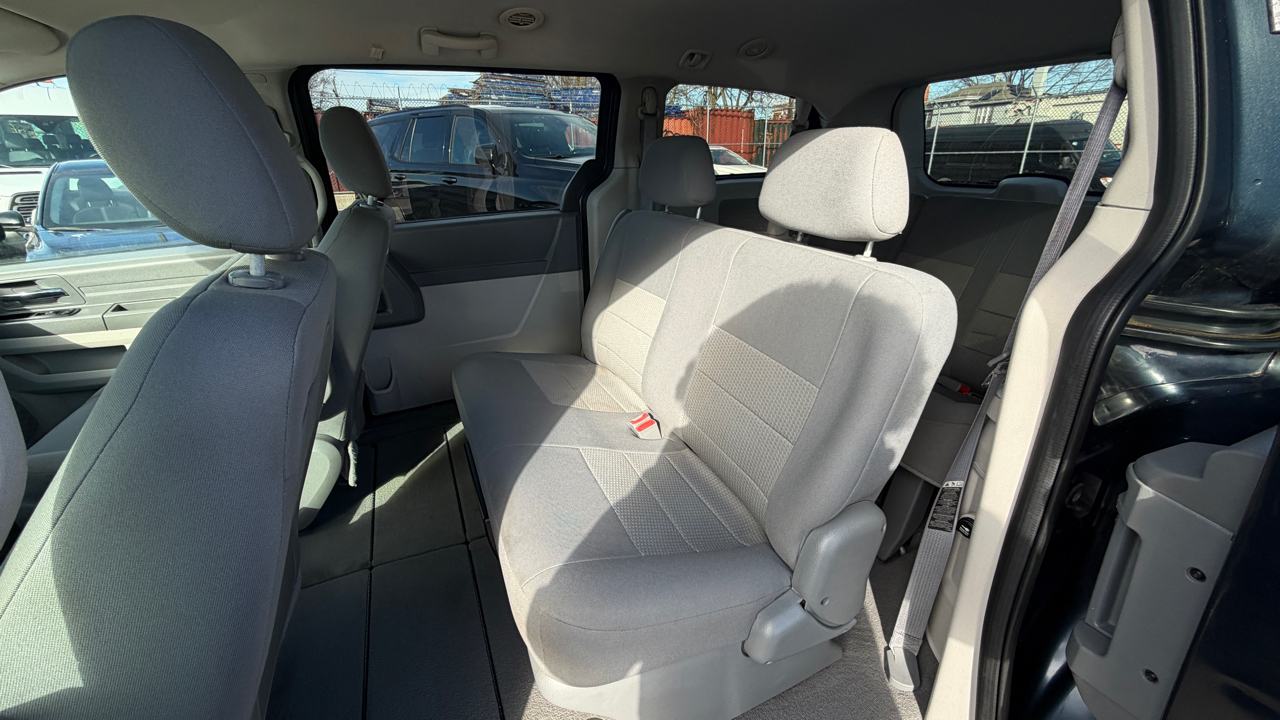 Dodge Grand Caravan SE 2008